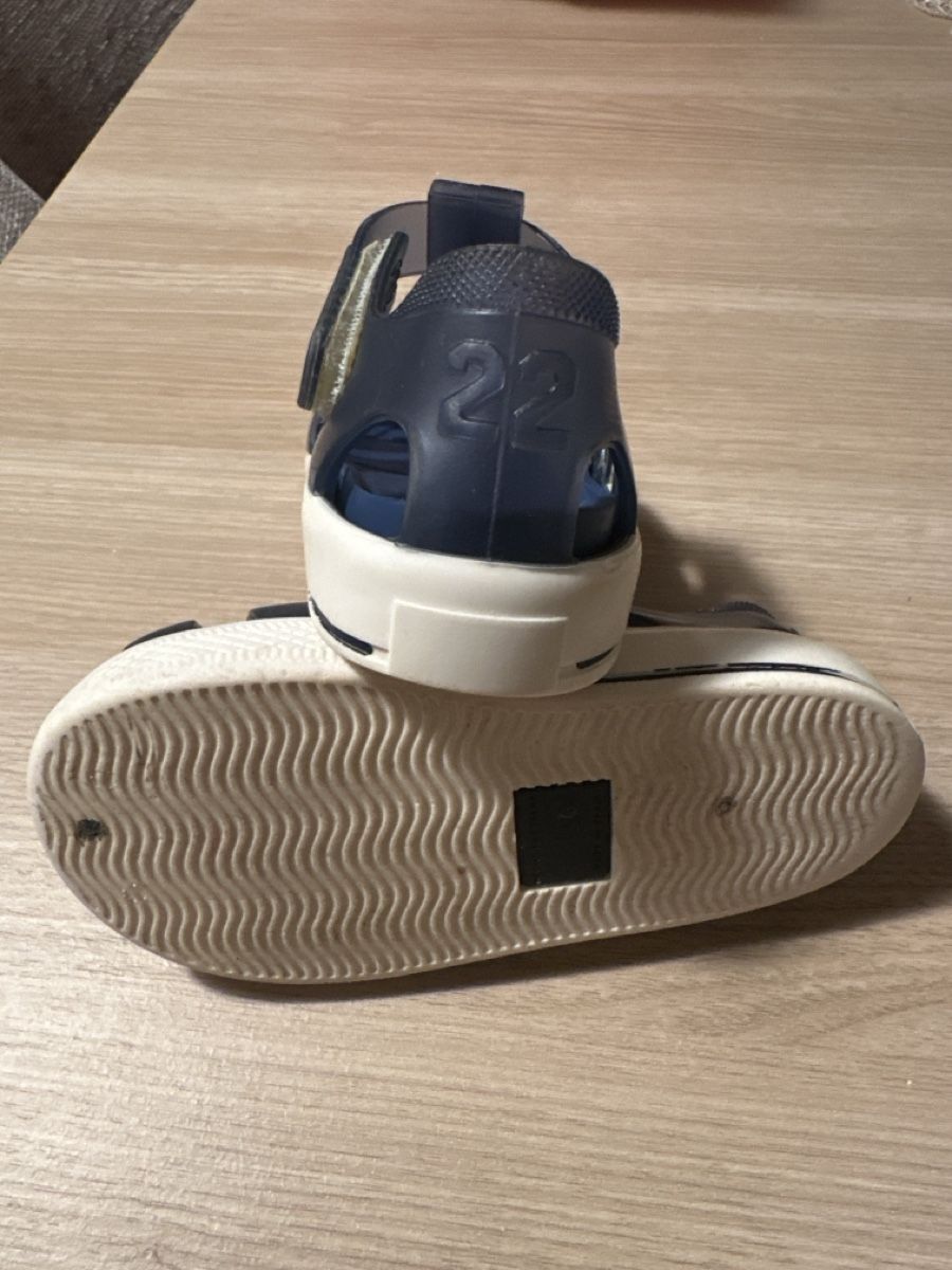 Scarpe per ragazzi: Igor Kinderschuhe in Größe 22 – Usato da Landquart venduto da K_B_T 2