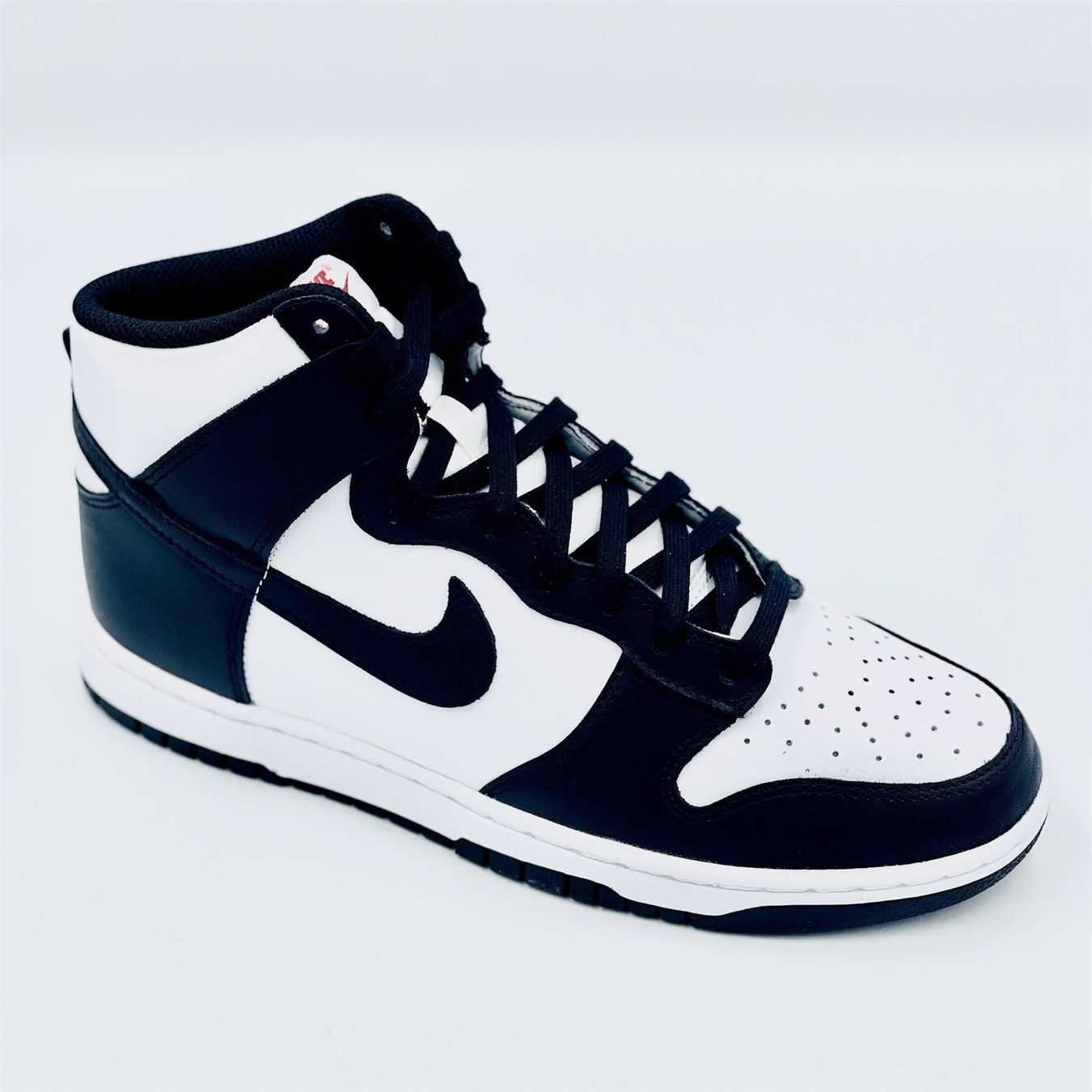 Nike Scarpe da donna: Nike Dunk High Black White / Panda EU 37.5 – Nuovo e nell'imballaggio originale da Erlinsbach venduto da sasneakers 2