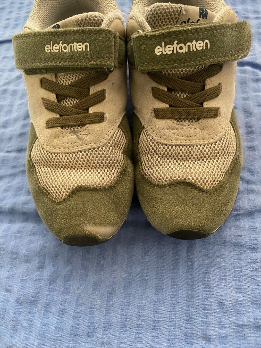 Elefanten Scarpe da uomo: Elefanten Kinder Sneaker  Grösse 28 – Usato da Allenwinden venduto da Obalu