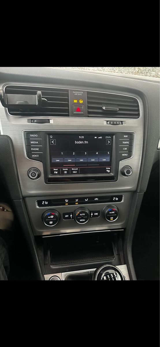 VW Autos: VW Golf Variant 1.6 TDI – D'occasion à Gränichen par tko_2ldk 8