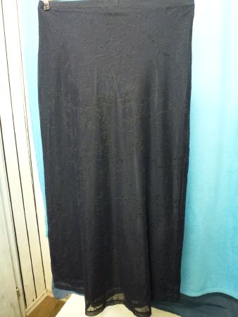 ESPRIT MAXIROCK NACHTBLAU DOPPELLAGIG MIT SPITZE GR M NEU