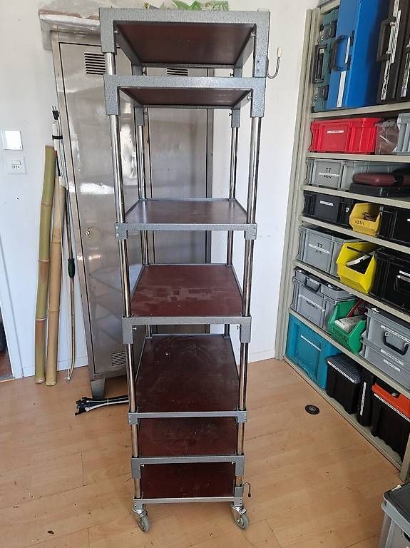 Scaffali: Roll-Regal – Usato da Rümlang venduto da Zargi