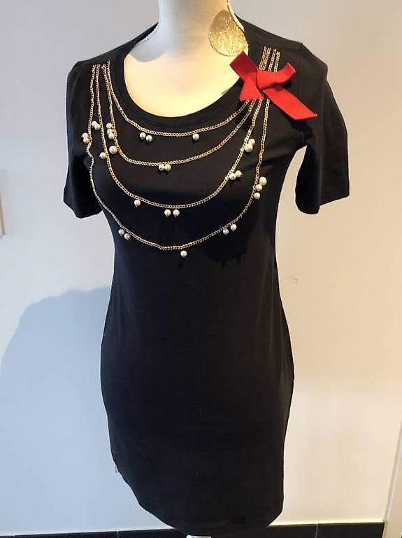 Moschino Vestiti: Robe Love Moschino noire taille 38 Fr – Usato da Lausanne venduto da Flo1006