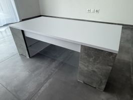 Couchtisch Betonoptik Weiss rechteckig guter Zustand