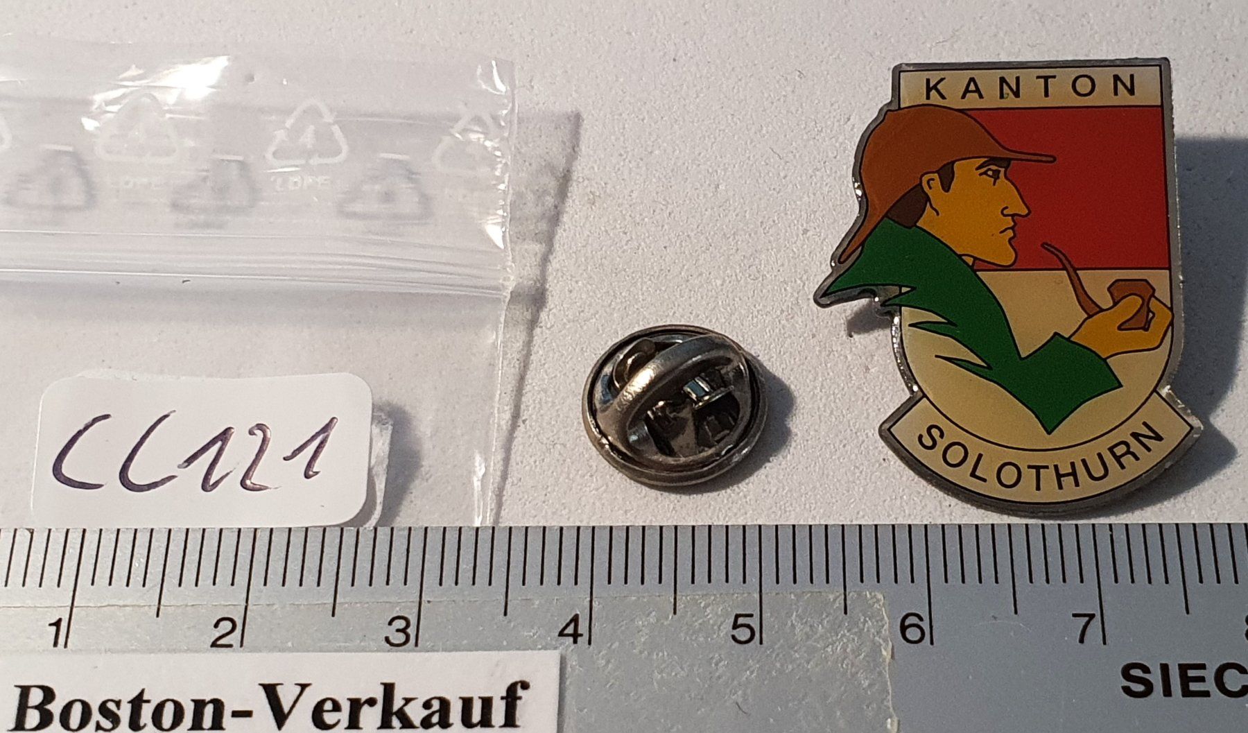 Placchette & Badge: CC121 - Pin Polizei Kanton Solothurn - Sherlock Holmes – Usato da Reinach BL venduto da Boston-Verkauf 1