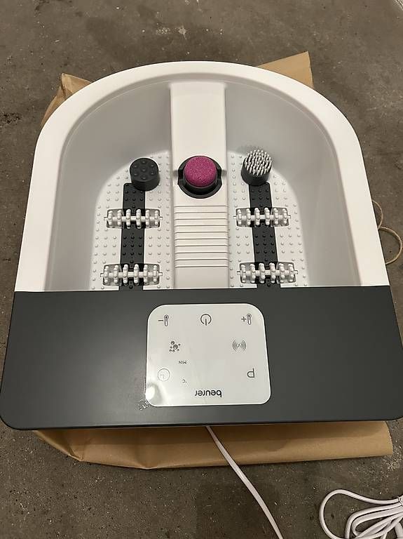 Dispositivi per massaggi: Beurer  Elektrisches Fußmassagegerät – Usato da Muttenz venduto da Kral55
