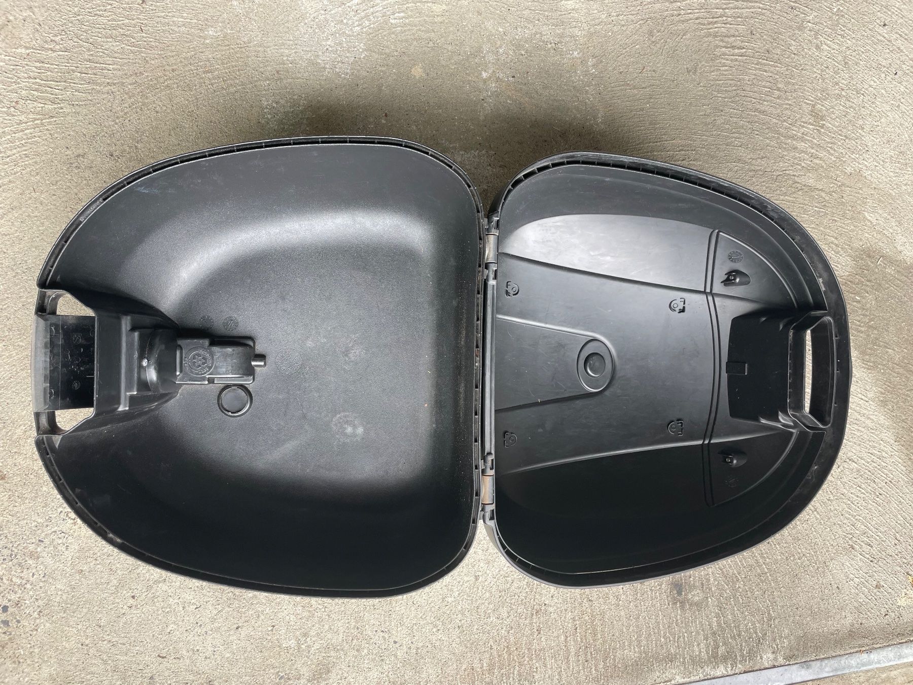 Kappa Topcase: Coffre de moto Kappa K30 étanche – Usato da Granges-Marnand venduto da val_2b5z 2