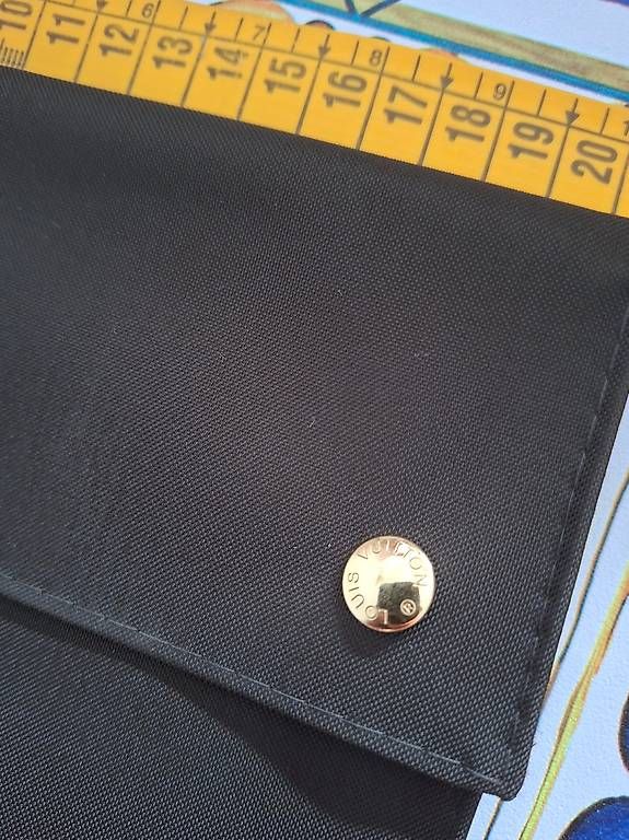Borse: Portaoggetti louis vuitton  – Usato da Lamone venduto da pau_7nk2 3
