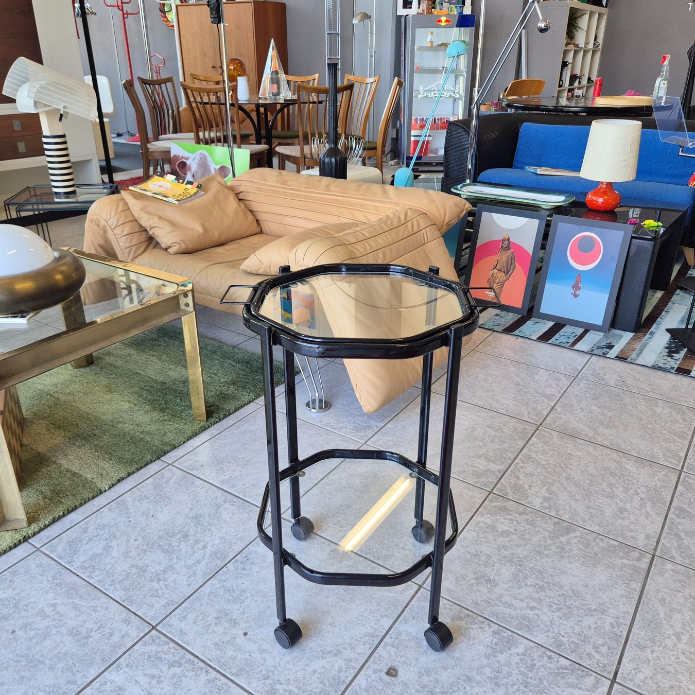 Servierwagen: Trolley Servierwagen Beistellwagen mit Serviertablett – Gebraucht aus Nottwil von Wondewa-Shop 9