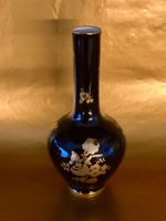 Langenthal  / kleine Blumenvase dunkelblau Blumendekor gold