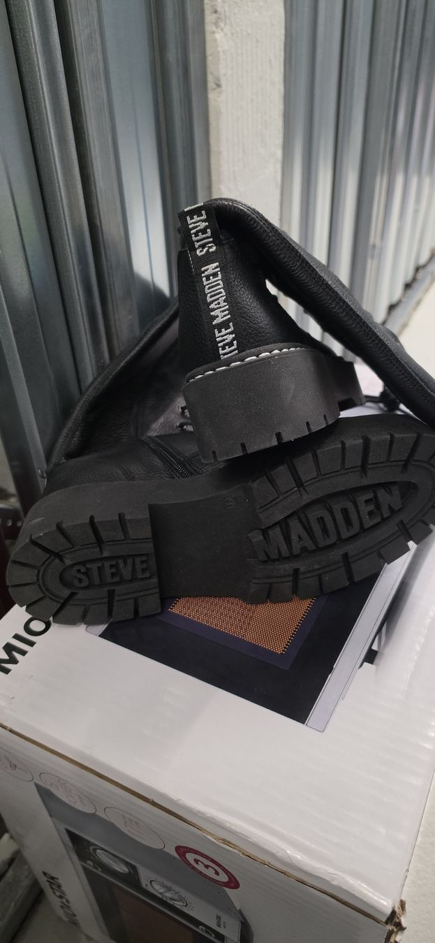 Steve Madden Scarpe da donna: neue Steve Madden Stiefel Gothic Gr.41 – Nuovo (secondo la descrizione) da Zürich venduto da Daniela51 2