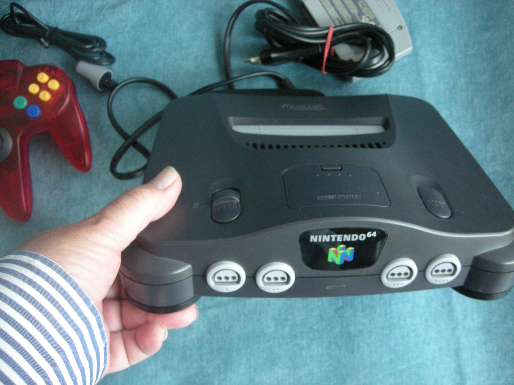 Nintendo Console: Nintendo 64 Konsole mit Spiel – Usato da Spreitenbach venduto da mako6900 1