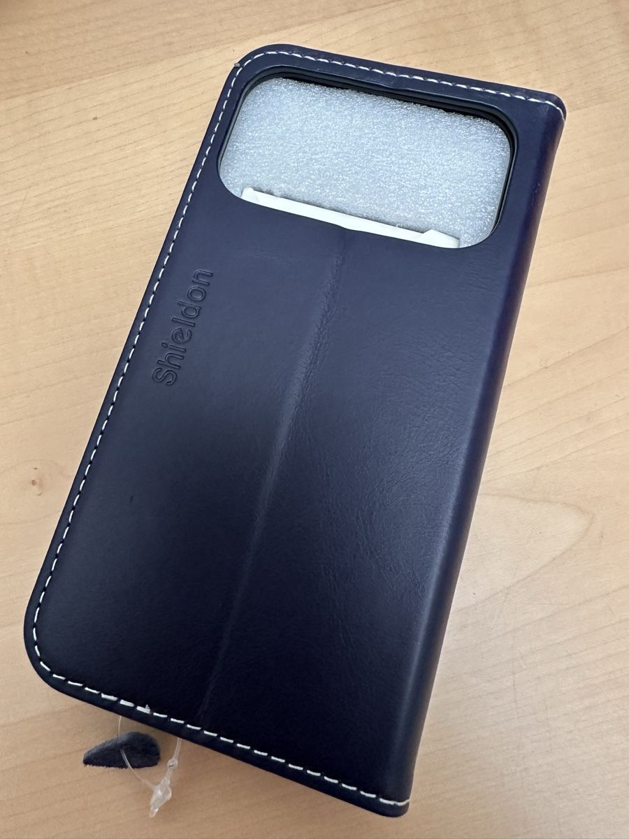 Apple Covers & Schutzfolien: Luxus echt Leder Case für IPhone pro Max 17 – Neu und originalverpackt aus Bettlach von win_z8sd 2