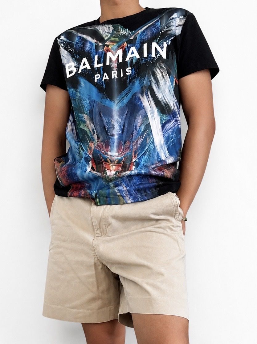 Balmain T-shirt: BALMAIN PARIS GRAPHIC T-SHIRT – Usato da Fällanden venduto da PetiteCabinet 1