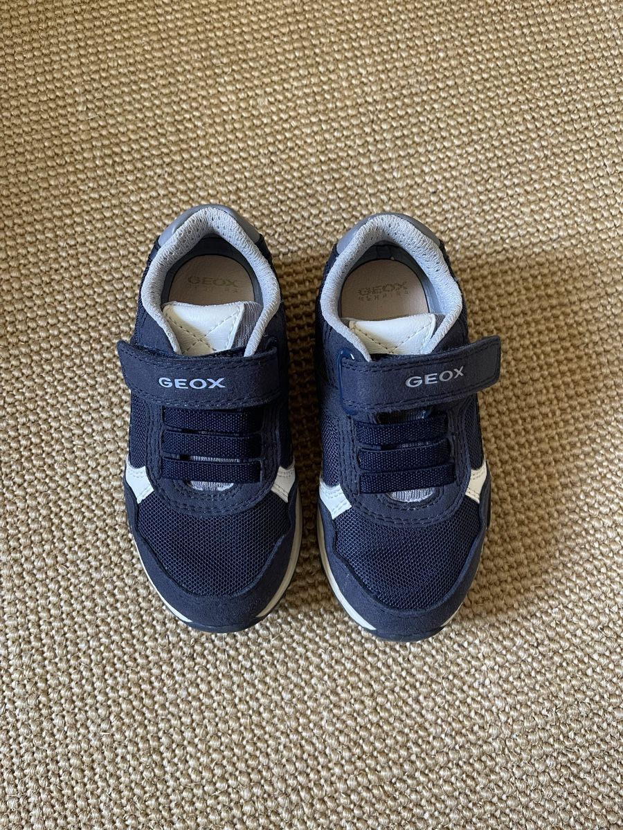 Geox Scarpe per ragazzi: Kinderschuhe Geox, Grösse 24 – Usato da Hirzel venduto da carta9