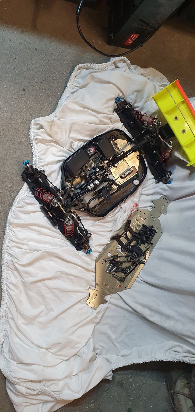 Kyosho Modellismo RC: kyosho mp10 tki2 – Usato da Enney venduto da yodlle