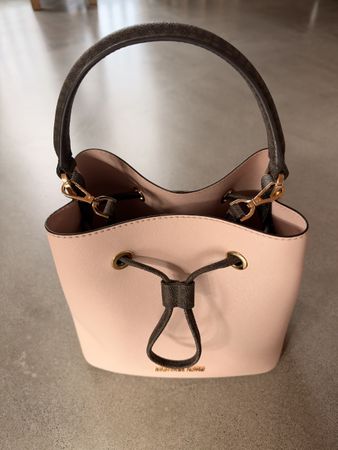 Michael Kors Beuteltasche rosa braun mit Gebrauchsspur