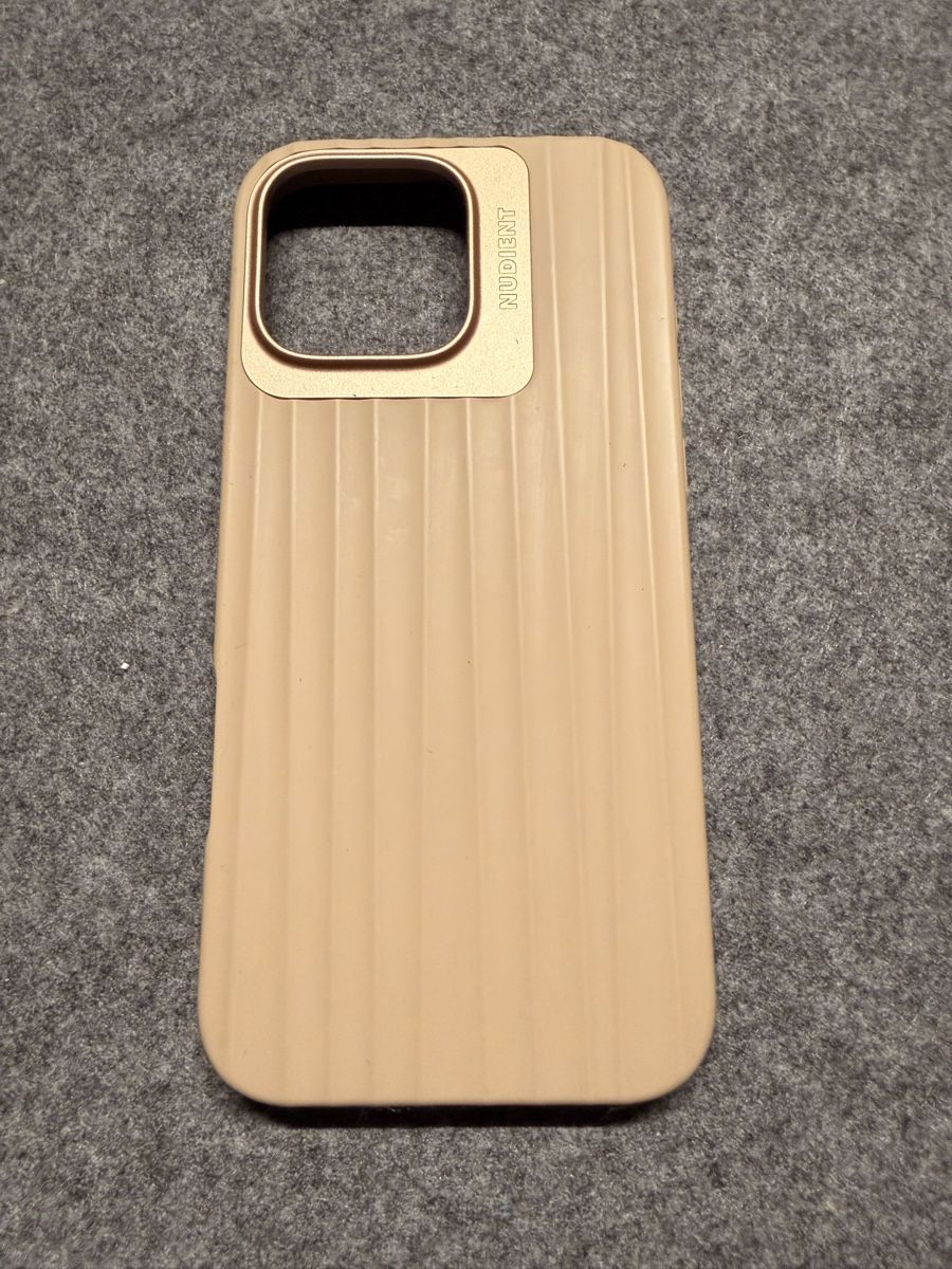 Cover & Protezioni schermo: Nudient MagSafe Case - iPhone 16 Pro Max – Usato da Zürich venduto da vh.8038 3