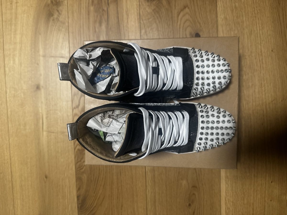 Christian Louboutin Damenschuhe: Christian Louboutin Luo spikes – Gebraucht aus Kreuzlingen von 927572 1