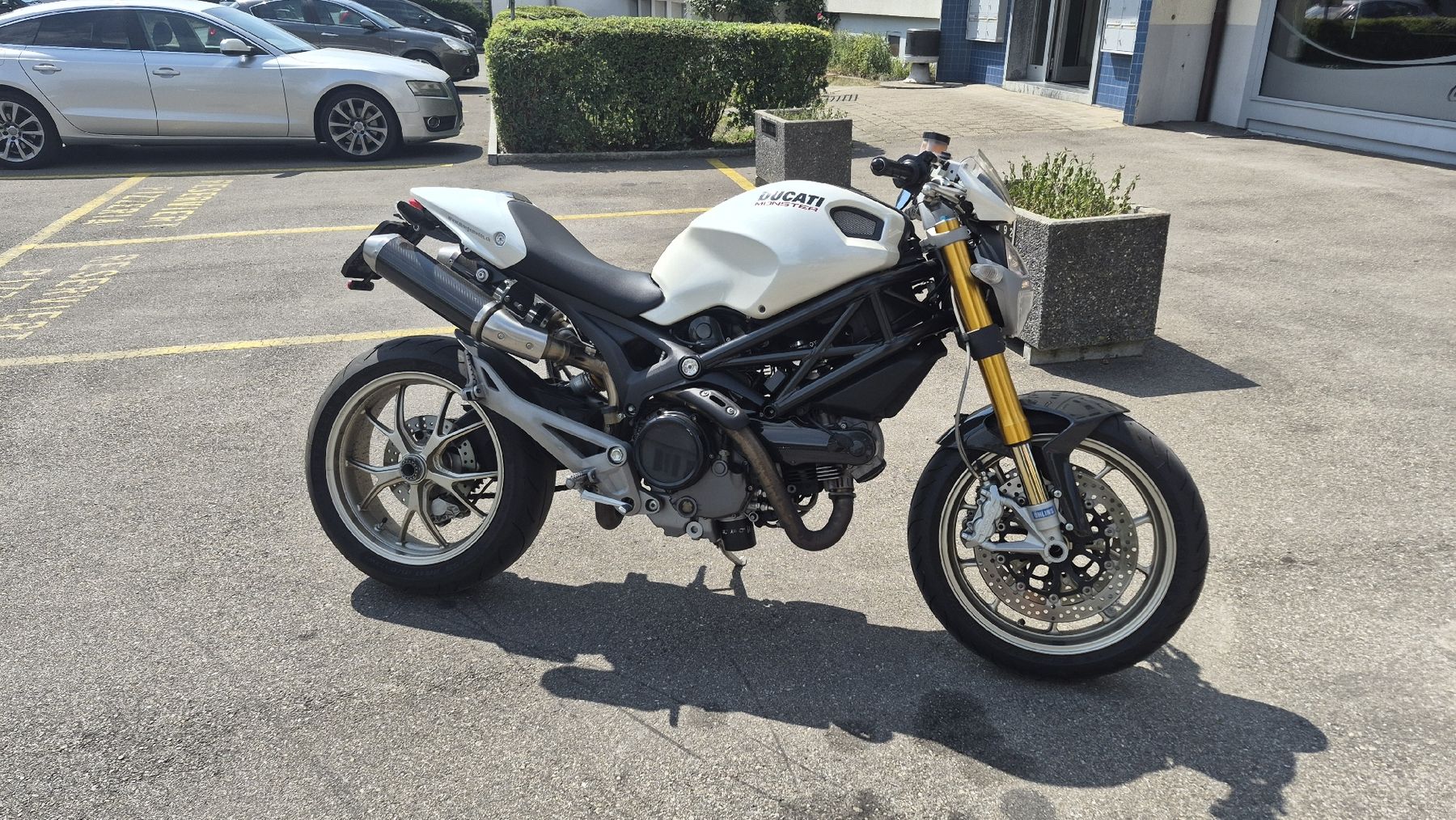 Ducati Strasse: Ducati Monster 1100S bianca  – Gebraucht aus Winterthur von Cilinu 4
