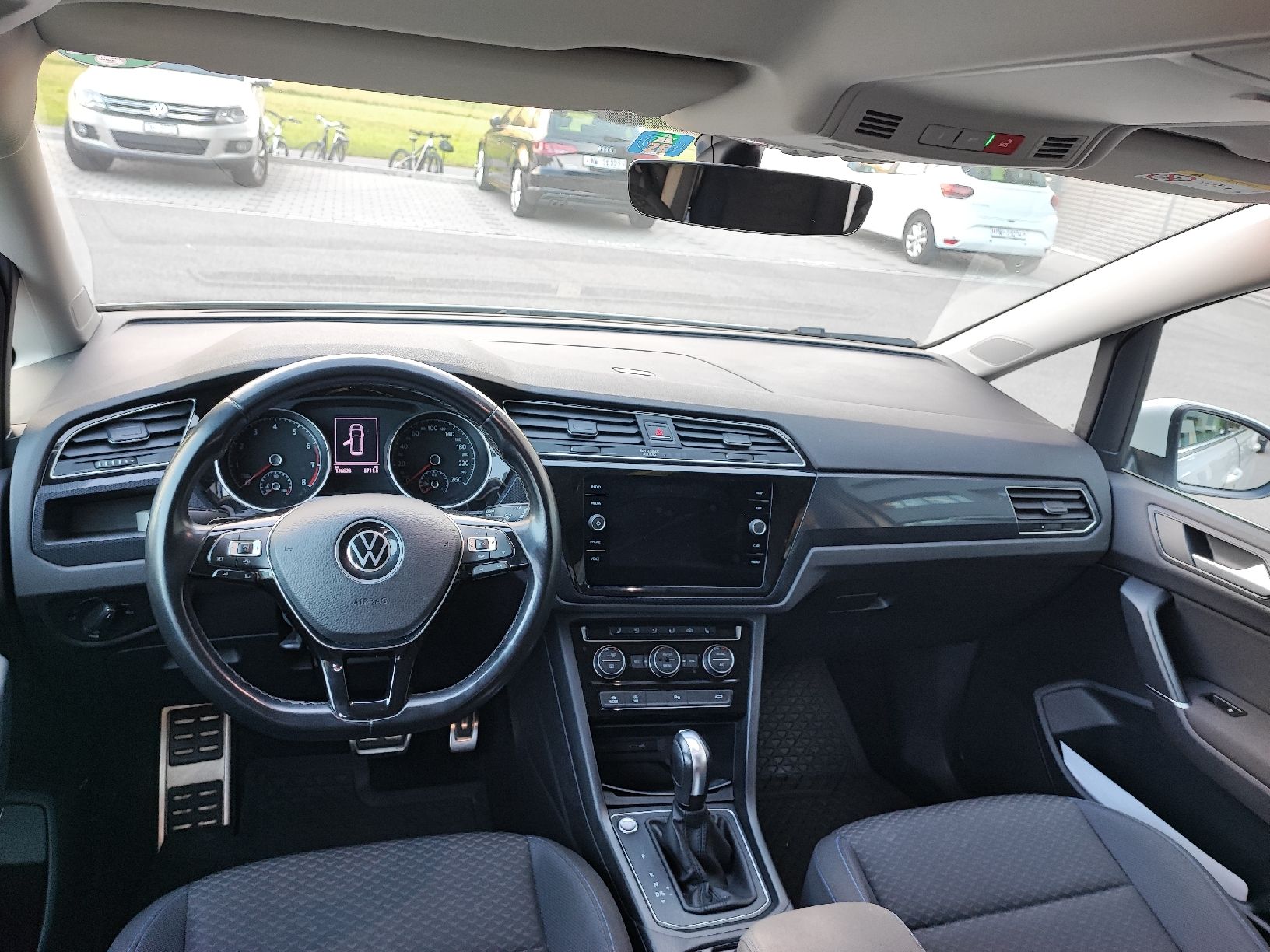 VW Automobili: VW Touran – Usato da Buochs venduto da far_9rb8 3
