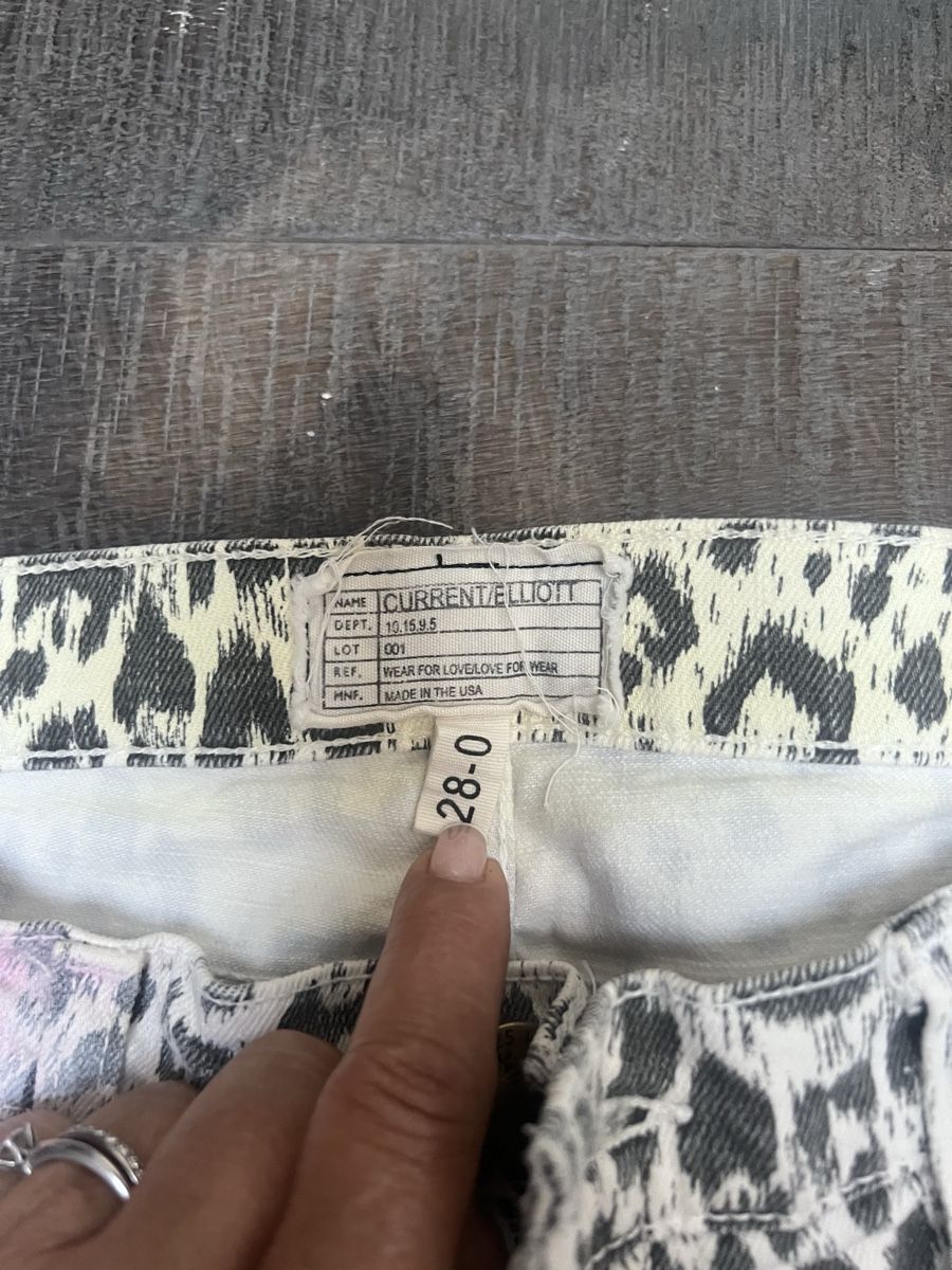 Jeans: Coole Current Elliott Jeans Leo Print top! – Usato da Horgen venduto da Baroseda 1