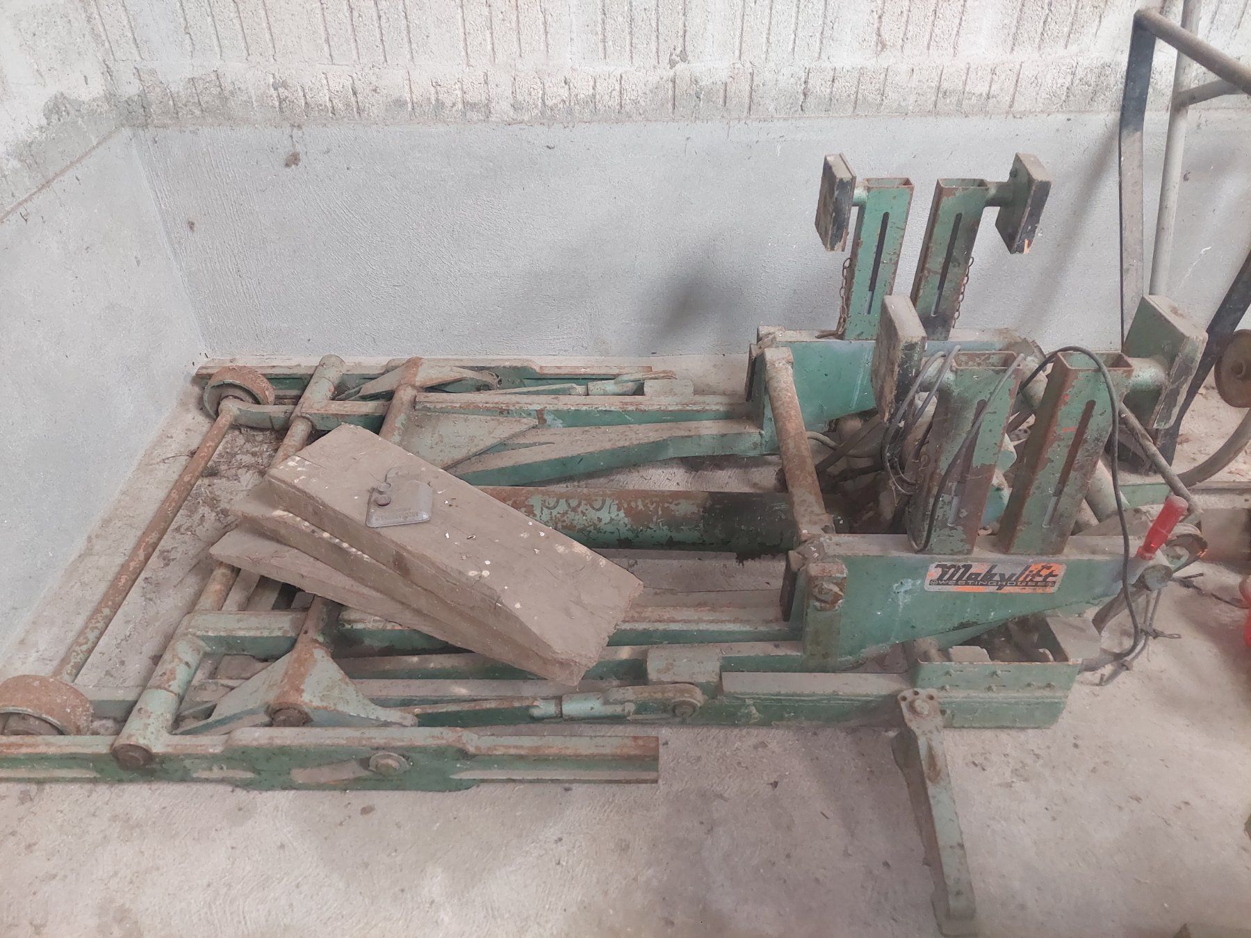Piattaforme elevatrici & Crick: Lift – Usato da Bonvillars venduto da meu_66v7
