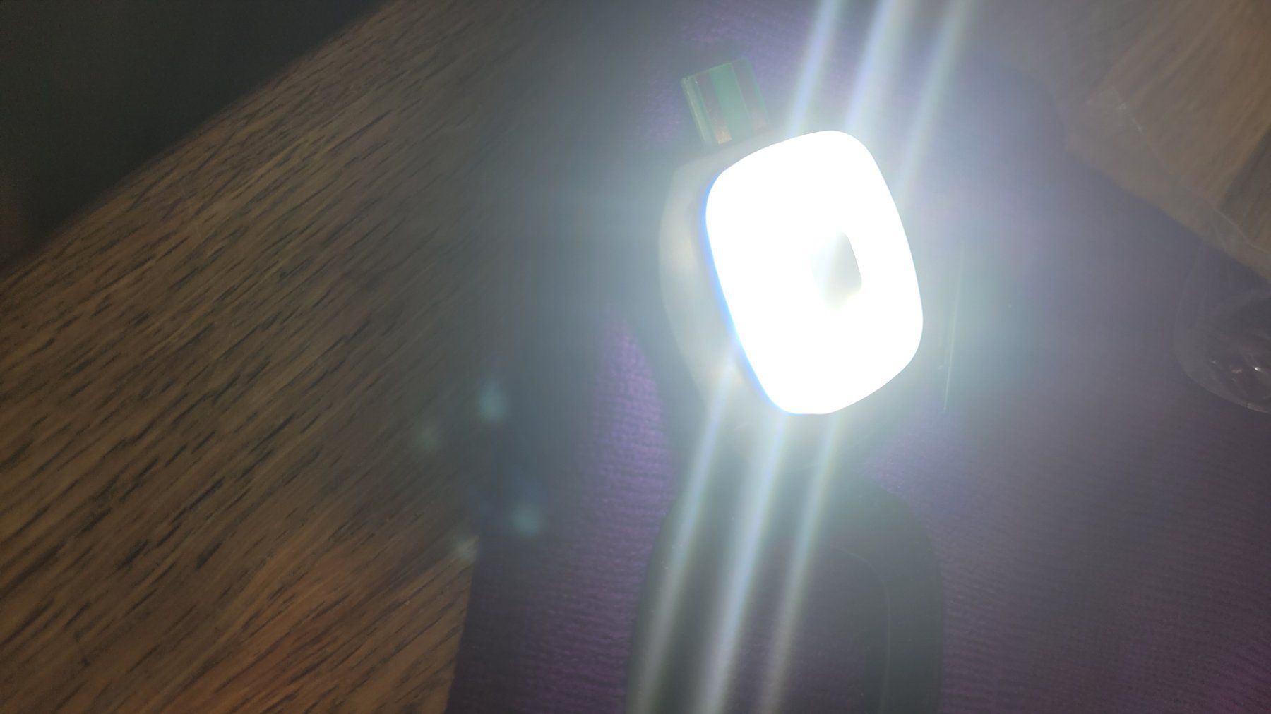 Copricapi, berretti & cappellini: Bonnet avec lampe led – Nuovo e nell'imballaggio originale da Saxon venduto da Sebdem 7