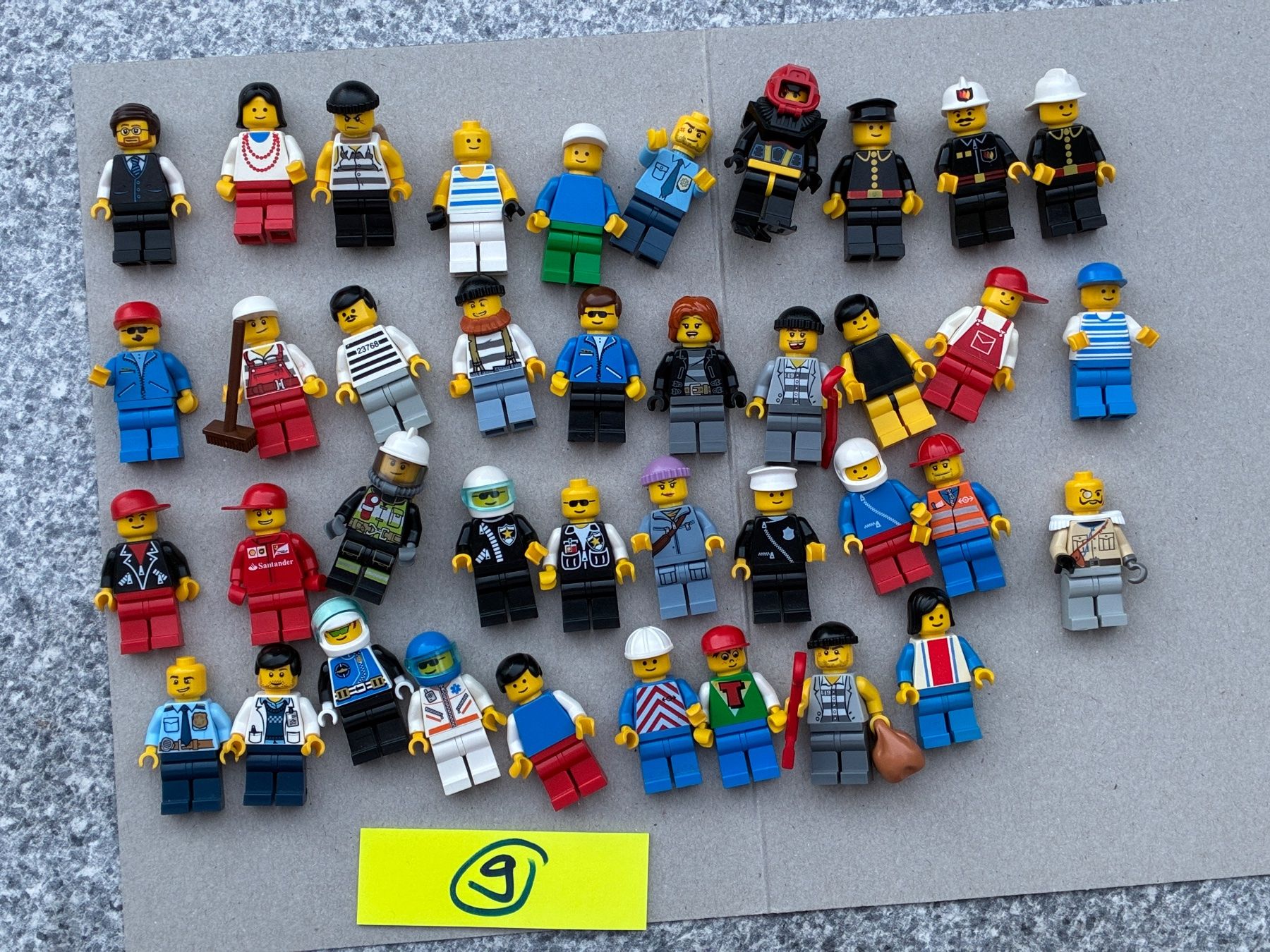 Lego Baukästen: LEGO Minifiguren – Gebraucht aus Reigoldswil von Frog40 1