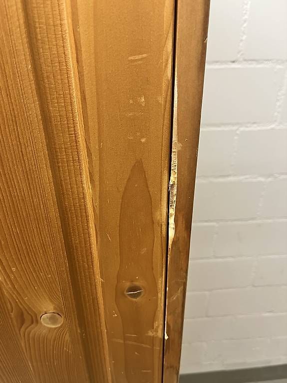 Schränke: Kleiderschrank  – Gebraucht aus Effretikon von seb_29qp 2