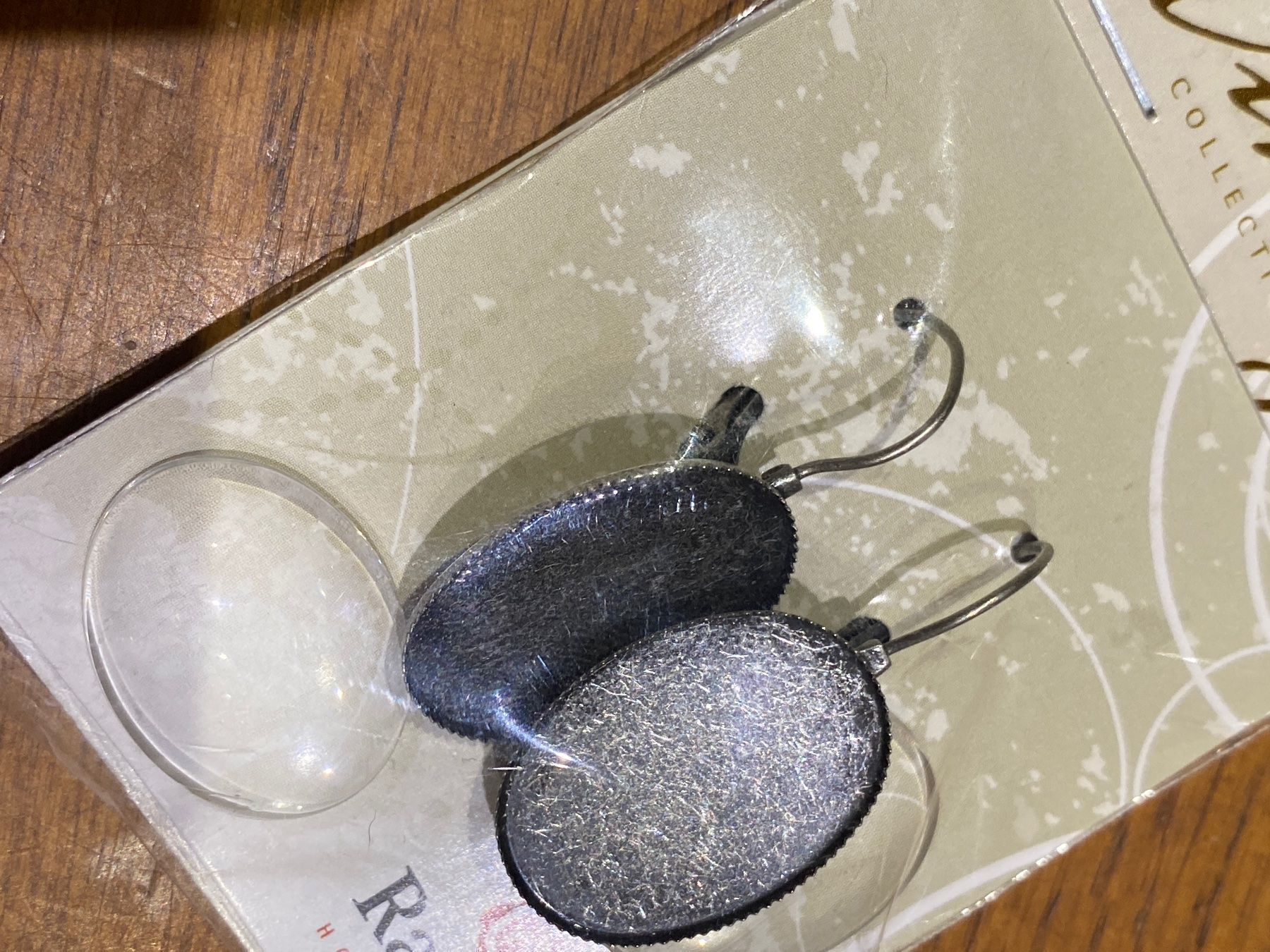 Orecchini pendenti & Orecchini a lobo: Boucle oreille ohrring – Nuovo e nell'imballaggio originale da Lajoux JU venduto da Briard0 2