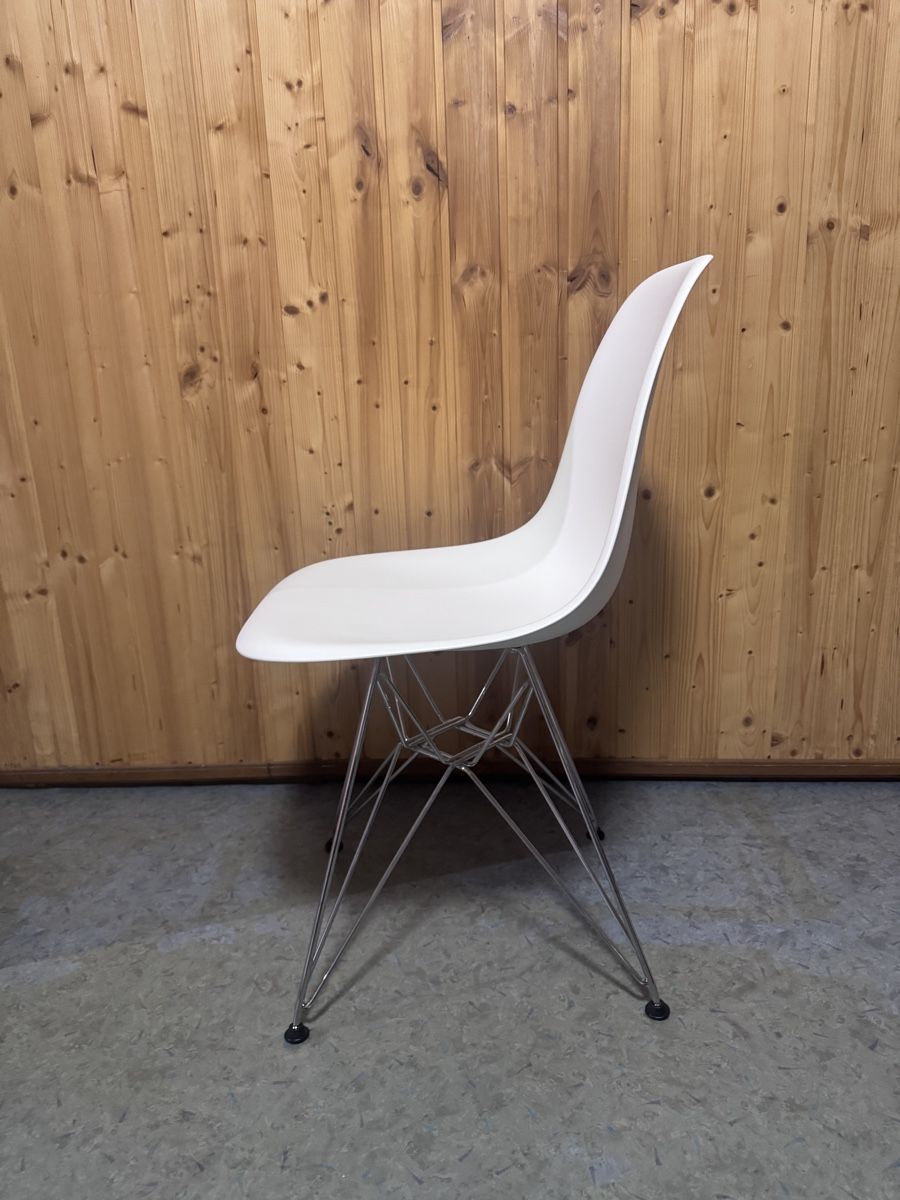 Vitra Sedie: Vitra Eames Plastic Side Chair DSR – Nuovo (secondo la descrizione) da Dietikon venduto da _cfic_ 2