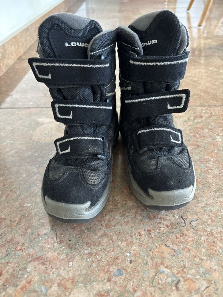 Lowa Chaussures garçon: Winterstiefel Lowa Gr 30 – D'occasion à Zürich par aniam