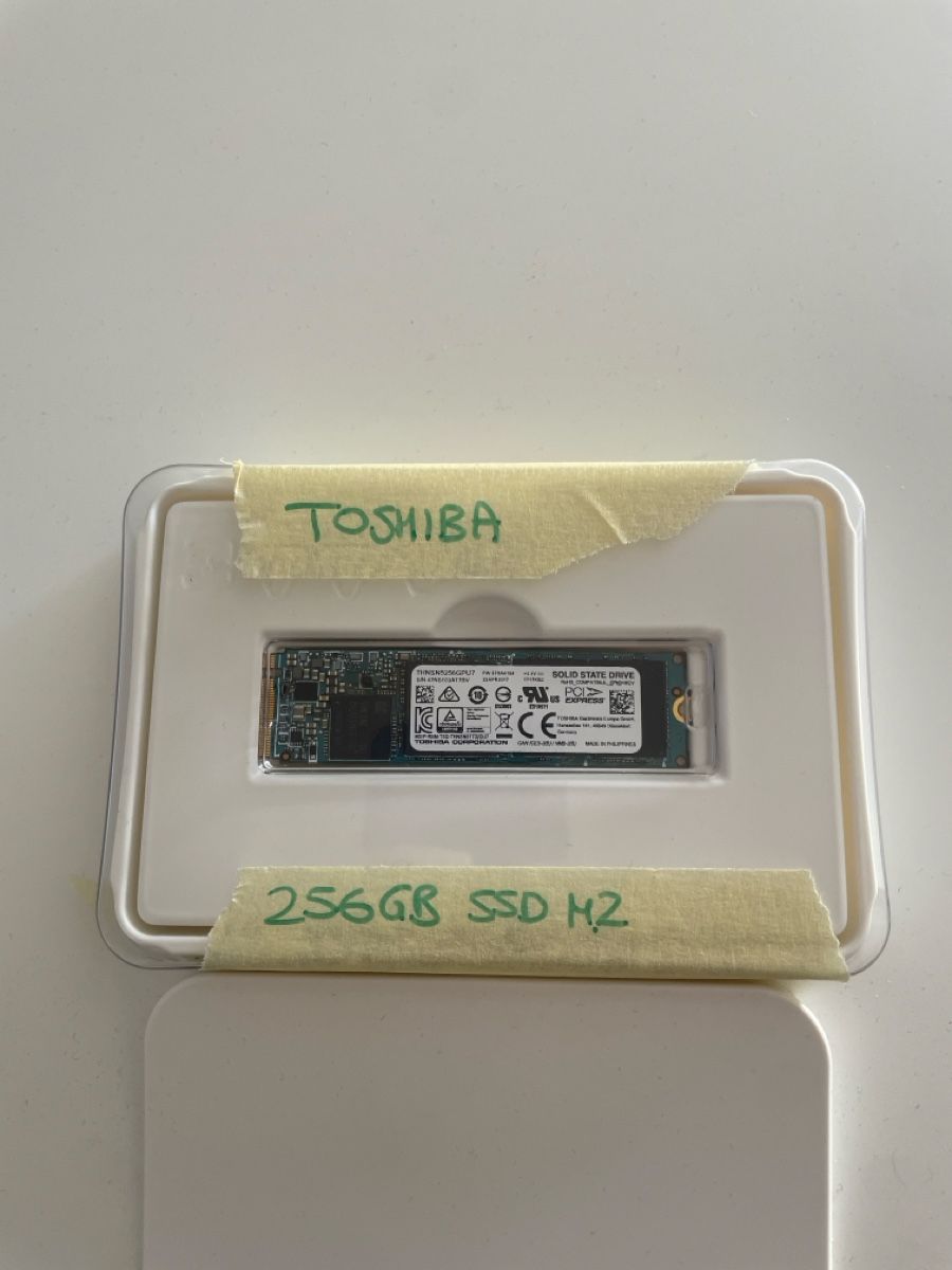 Toshiba Dischi rigidi: Toshiba 256Gb SSD M2 – Usato da Schaffhausen venduto da Claudio12345