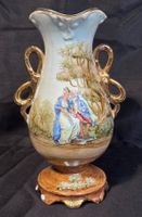 Ancien vase décoratif en céramique style Rococo
