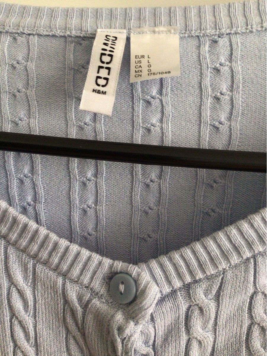 H&M Jacken: Strickjacke H&M Damen Grösse L hellblau Viskose – Gebraucht aus Oberwil BL von Brichri3001 1