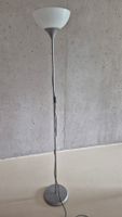 Stehlampe