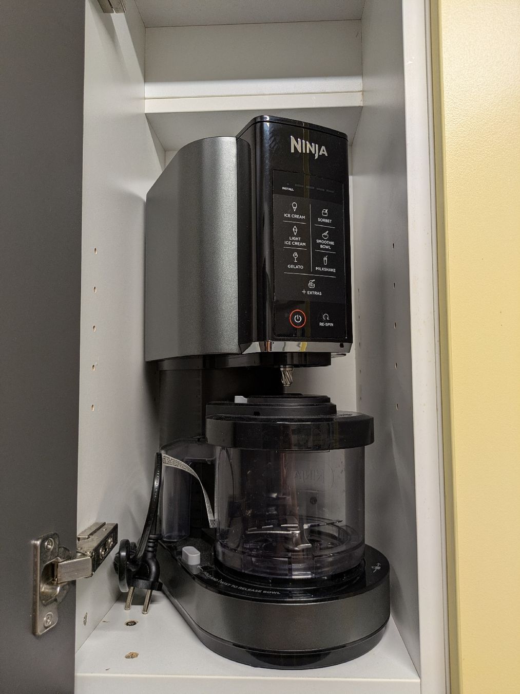 Appareils de cuisine: Ninja NC300EU Creami + extra tubes – D'occasion à Zollikerberg par chs_fg6q