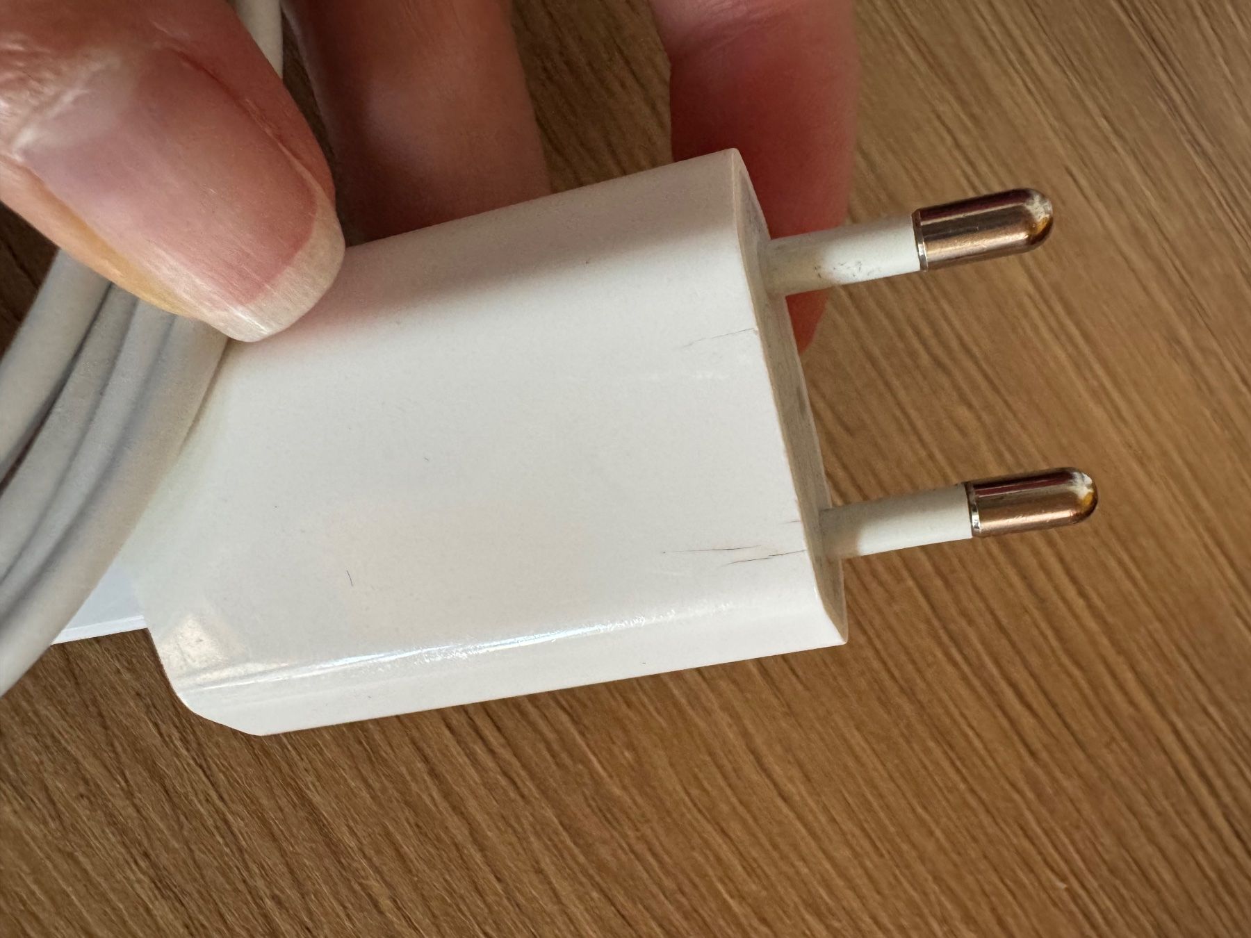 Apple Caricabatterie: Chargeur secteur original Apple câble Lightning occasion – Usato da St-Aubin FR venduto da Tiweety 4