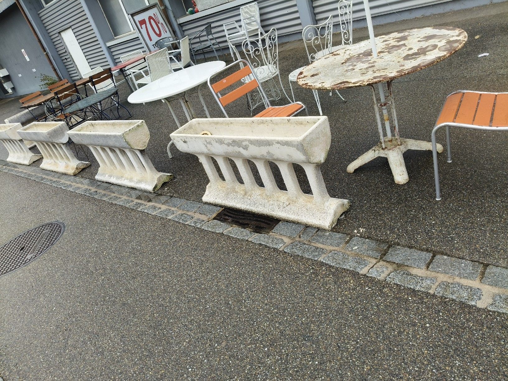 Blumentöpfe: Blumenkasten-Balustrade 820cm – Gebraucht aus Zwingen von inf_2blh 7