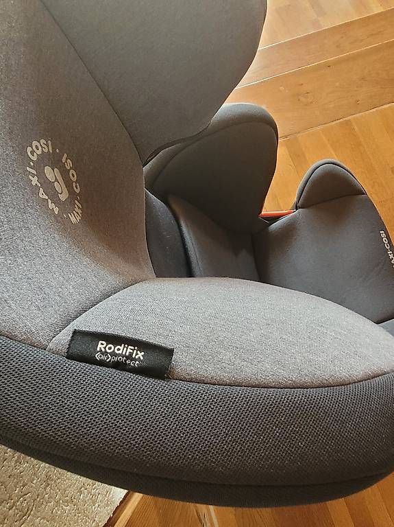 Seggiolini per auto: Kindersitz MaxiCosi AirProtect – Usato da Brienz BE venduto da falbabella 3