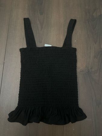 Schwarzes Sommer Top GrösseX S gerüschter Stoff Rüschen