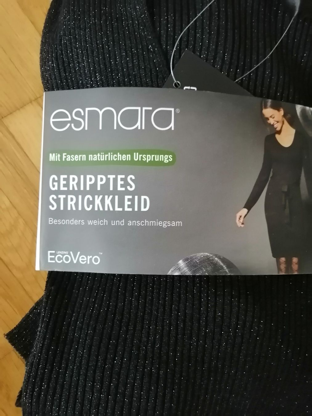 Vestiti: esmara geripptes Strickkleid Damen Gr. S mit Glitzereffekt – Nuovo e nell'imballaggio originale da Uster venduto da zebralino 3