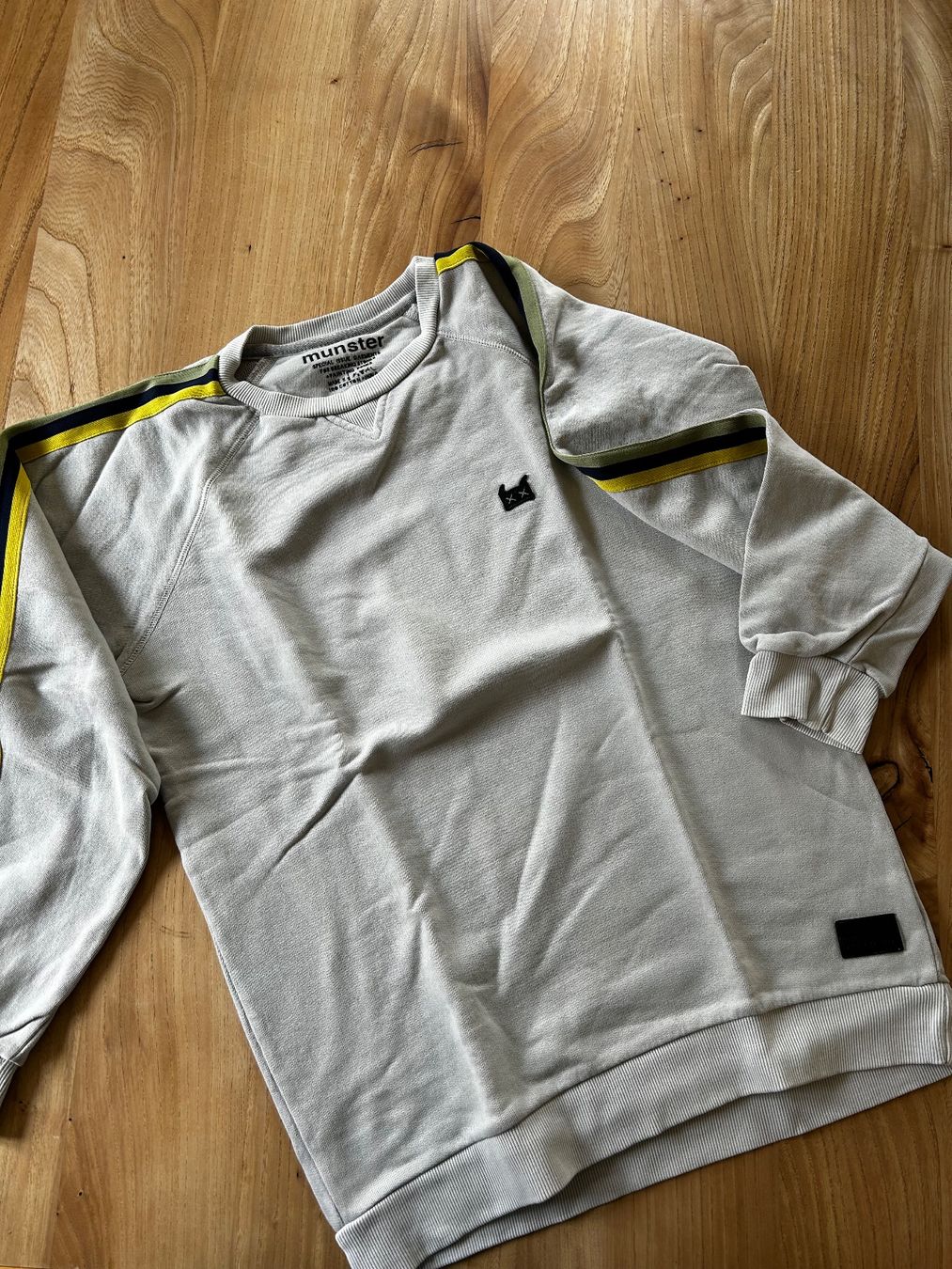 Maglioni & Felpe: Kinder Pullover Munster Grösse 140 guter Zustand – Usato da Chur venduto da lea_qg88