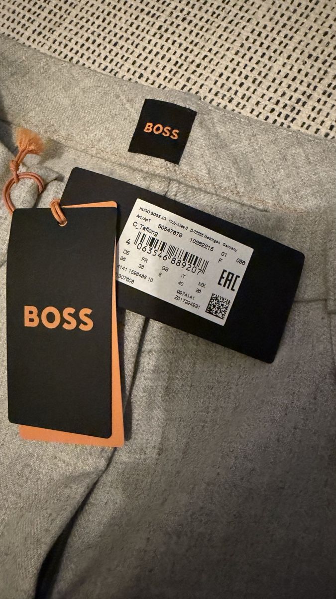 Hugo Boss Pantaloni: BOSS melierte Hose aus Stretch-Flanell – Nuovo e nell'imballaggio originale da Eschen venduto da 14Jessica14 4