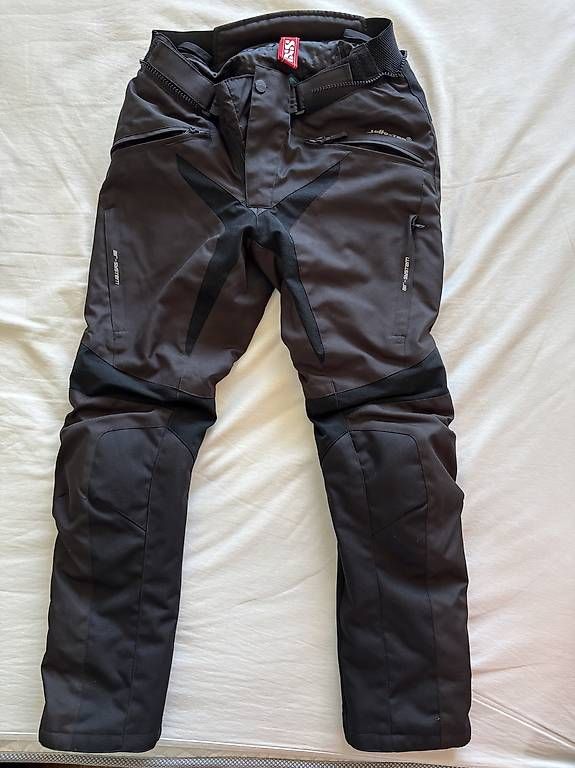 Lotti di vestiti: Vêtements e casque  – Usato da Courtaman venduto da mig_b7xd 4