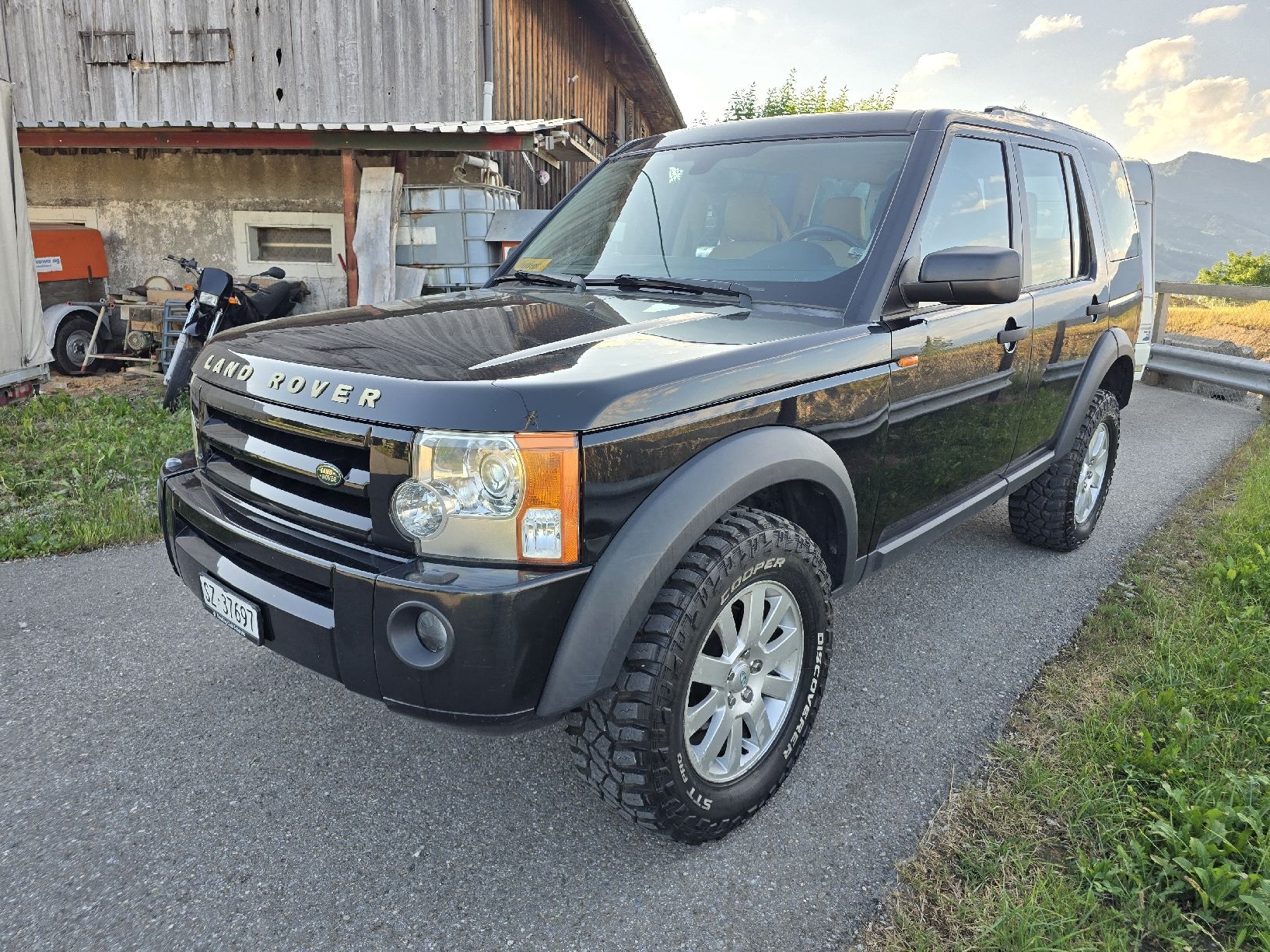 Land Rover Automobili: LAND ROVER Discovery 3 2.7TD V6 – Usato da Schübelbach venduto da PG16