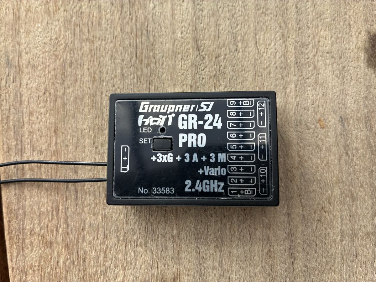 RC Modellbau: Graupner HOTT GR24 Pro Empfänger – Gebraucht aus Wiesendangen von Ska721