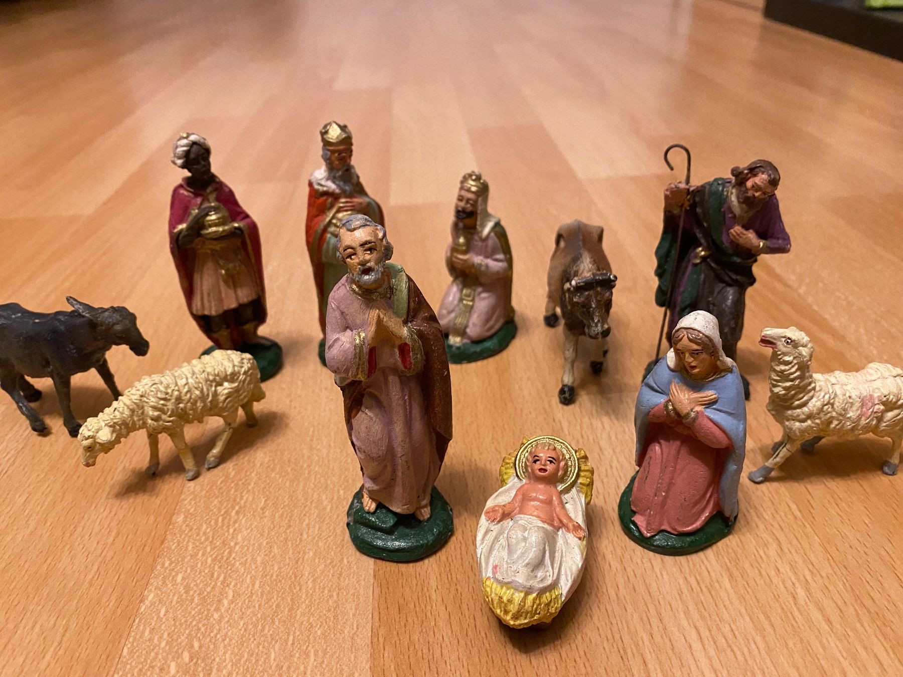 Tutte le decorazioni: Weihnachtskrippe – Usato da Buchrain venduto da Sisi83 3