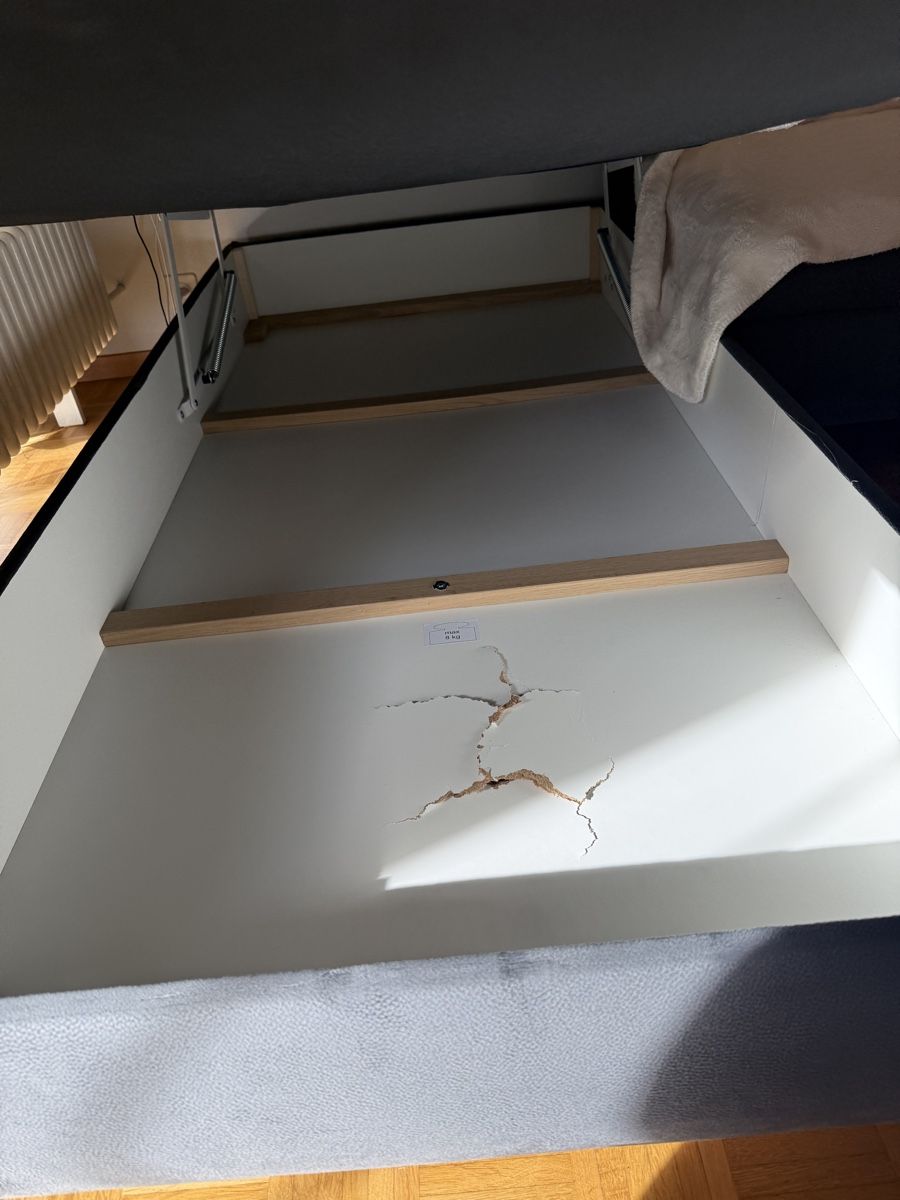 Sofas: Dunkelgraues Ecksofa mit Schlaffunktion – D'occasion à Luzern par Qupawo 3